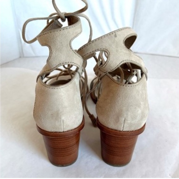 11 FRYE BRIELLE STRAPPY LACE-UP BLOCK HEEL SANDAL . Tan nude color. EUC - Picture 9 of 12